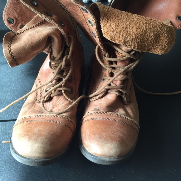 Steve Madden distressed Troopa boots, size 6.0 - Picture 7 of 8